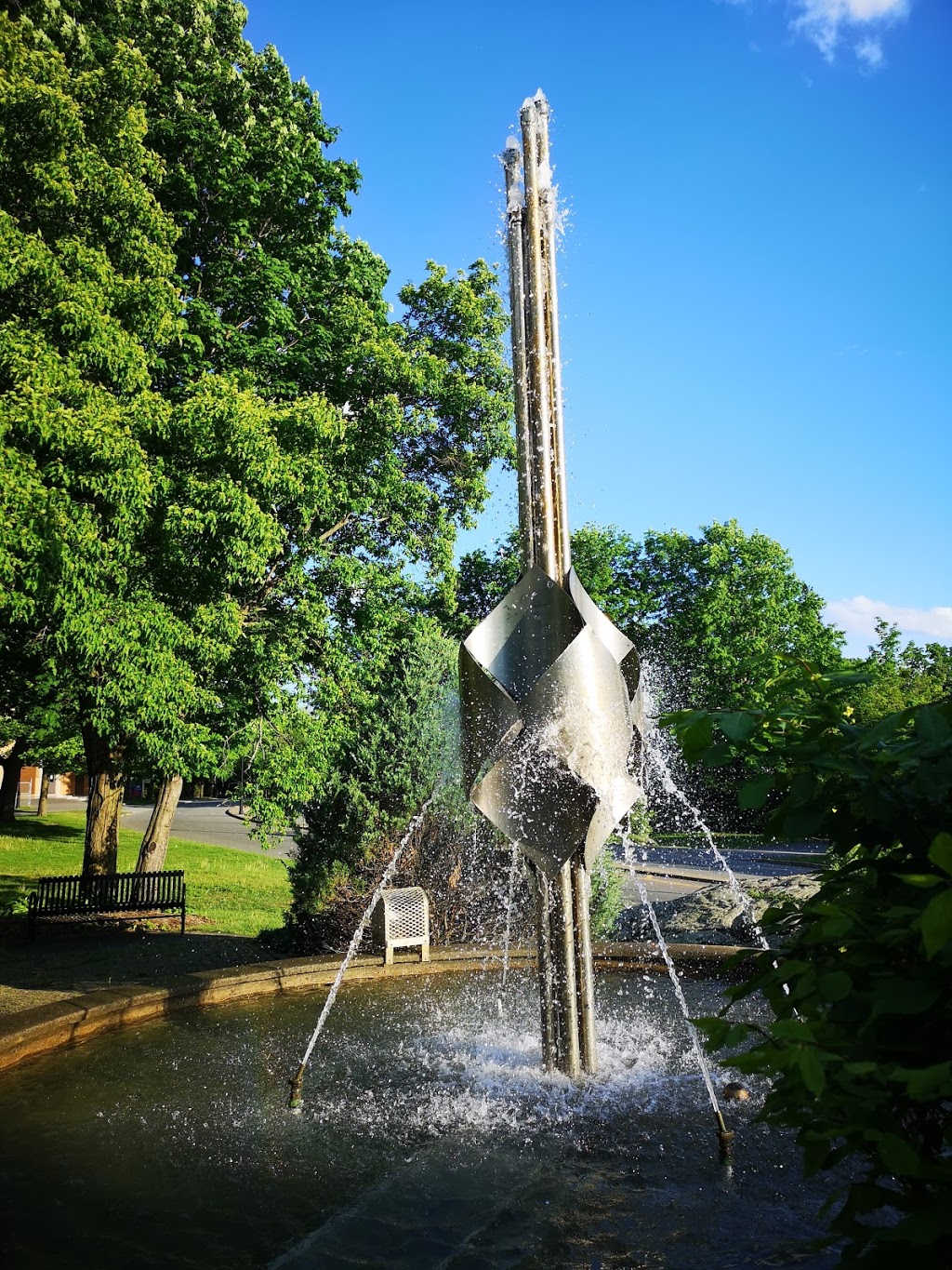 Parc Victoria | 73 Rue Dufferin, Granby, QC J2G 2M3, Canada | Phone: (450) 776-8282