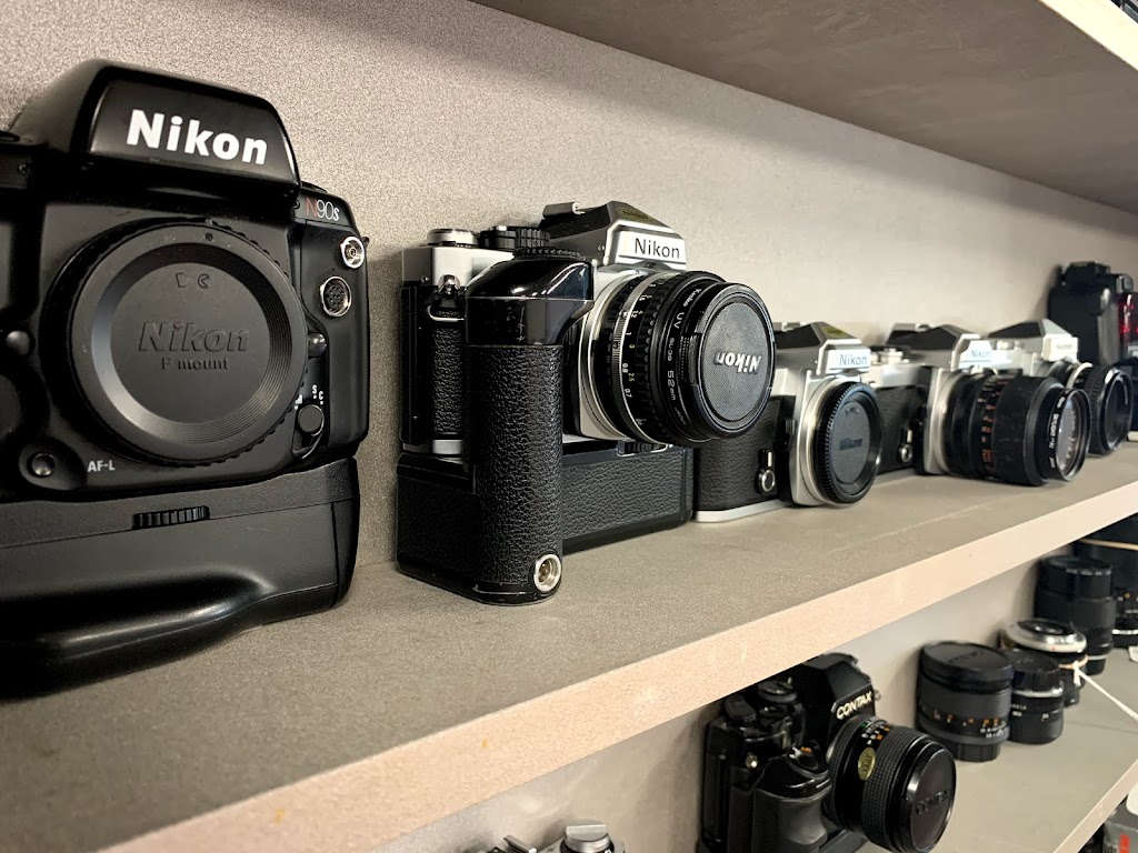 Grove Camera & Pawn | 100 King St #24, Spruce Grove, AB T7X 3A2, Canada | Phone: (780) 257-1741