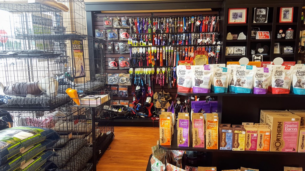 Pet Valu | 1225 Wonderland Rd N, London, ON N6G 2V9, Canada | Phone: (519) 657-5476