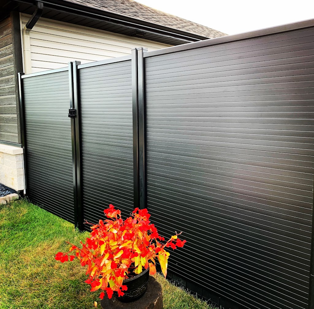 Solutions Clôtures Inc. | 181 Rang St-Jean S E, Lavaltrie, QC J5T 3E6, Canada | Phone: (514) 808-1868