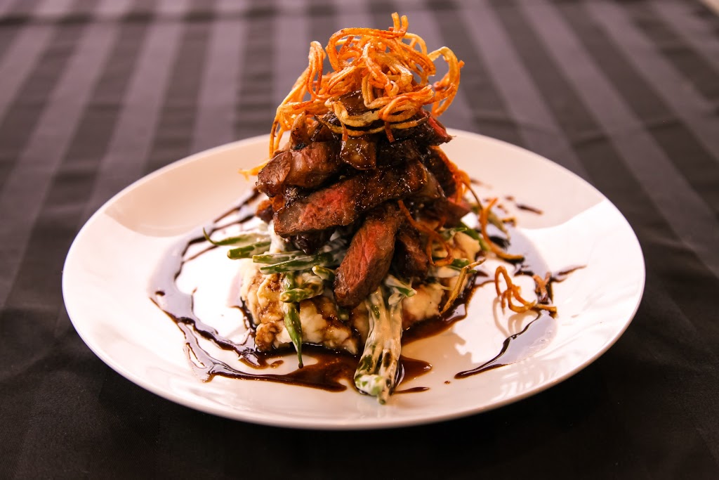 The Point Restaurant | 4415 George St, Sydenham, ON K0H 2T0, Canada | Phone: (613) 877-3545