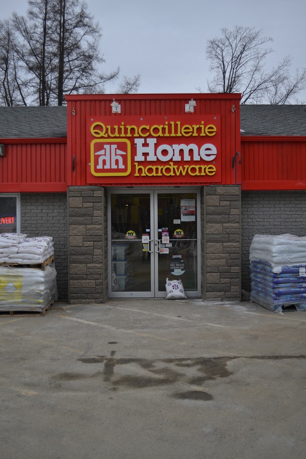 Quincaillerie Choquette Scott | 5543 Chemin de lAéroport, Valcourt, QC J0E 2L0, Canada | Phone: (450) 532-2453