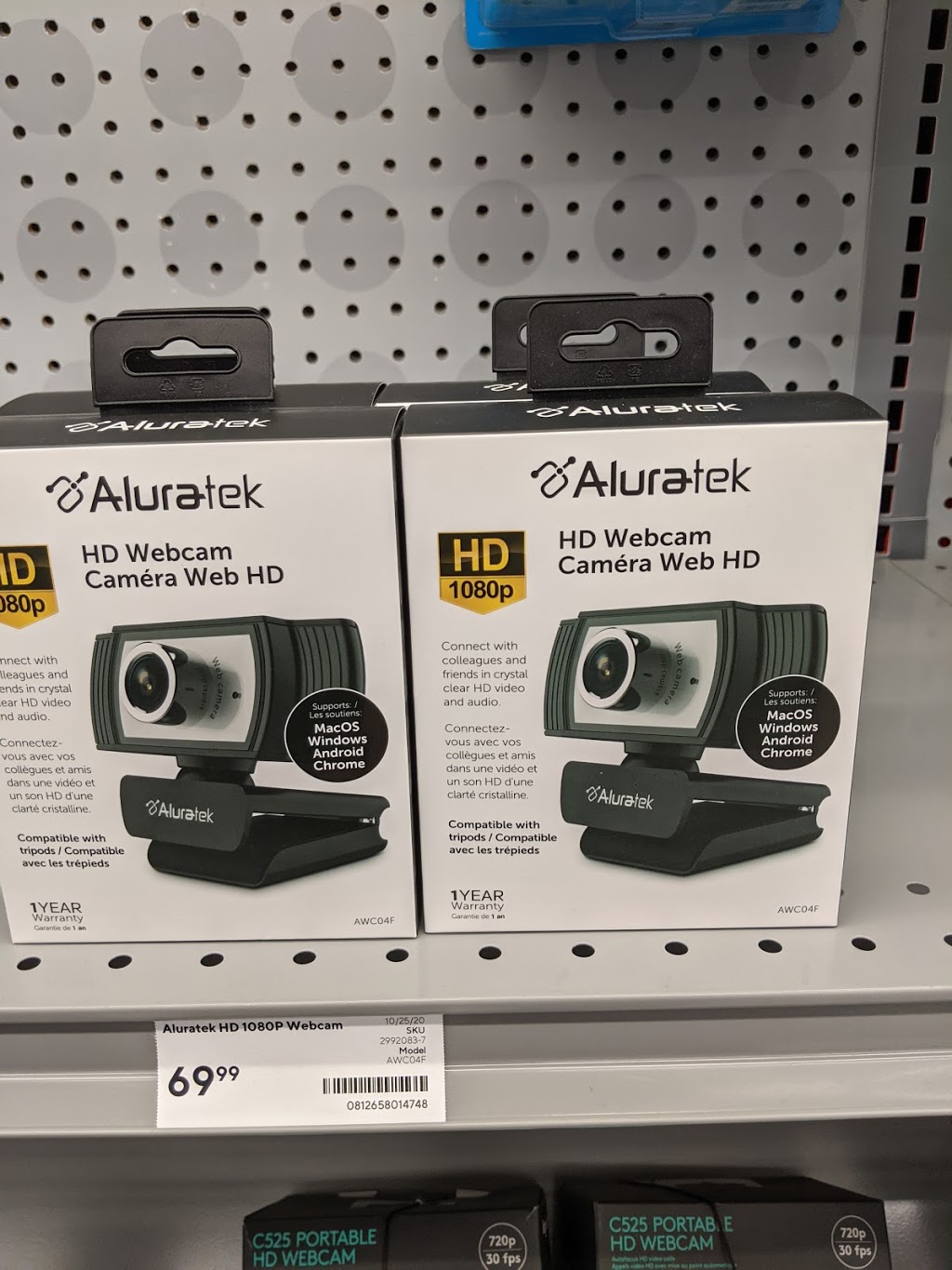 Staples | 6581 Aulds Rd, Nanaimo, BC V9T 6J6, Canada | Phone: (250) 390-5900