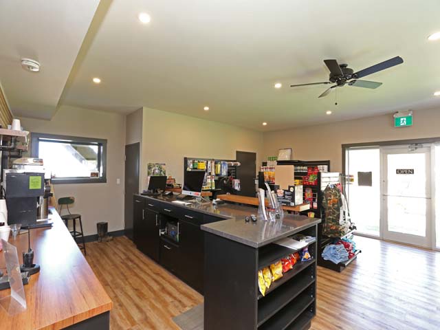 Windmill Family Campground | 2778 Perth County Road 163, Fullarton, ON N0K 1H0, Canada | Phone: (519) 229-8982