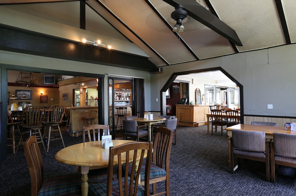 Bunkhouse Bar & Grill | 2777 K. L. O. Rd, Kelowna, BC V1W 4A5, Canada | Phone: (250) 868-3844