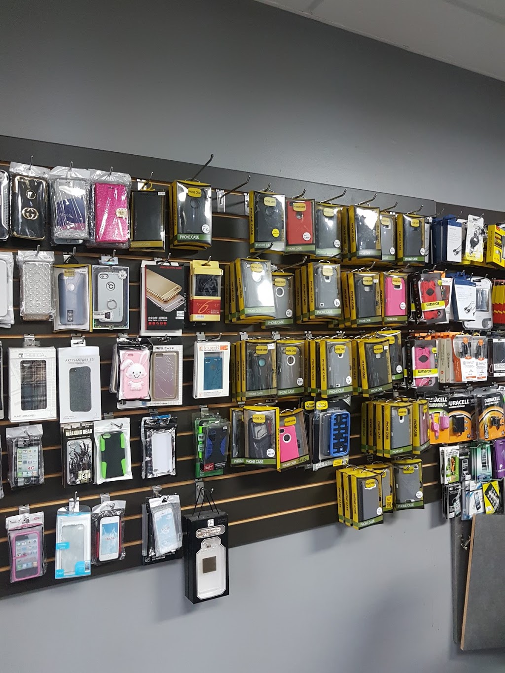 Cell Phone Solutions | 5337 Tecumseh Rd E, Windsor, ON N8T 1C5, Canada | Phone: (519) 800-2641