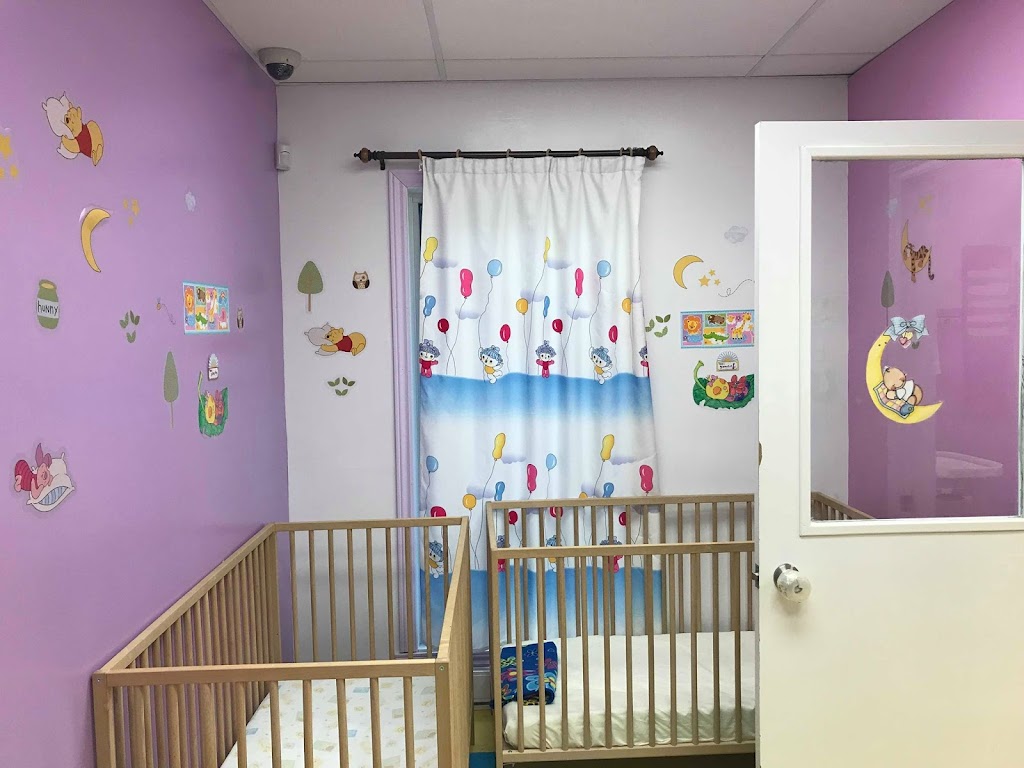 Nursery Educational Lacadémie Royale | 7055 Rue Jarry E, Anjou, QC H1J 1G3, Canada | Phone: (514) 353-4771