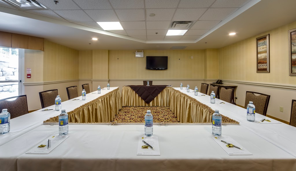 Monte Carlo Inn & Suites - Downtown Markham | 7255 Warden Ave., Markham, ON L3R 1B4, Canada | Phone: (905) 752-2700