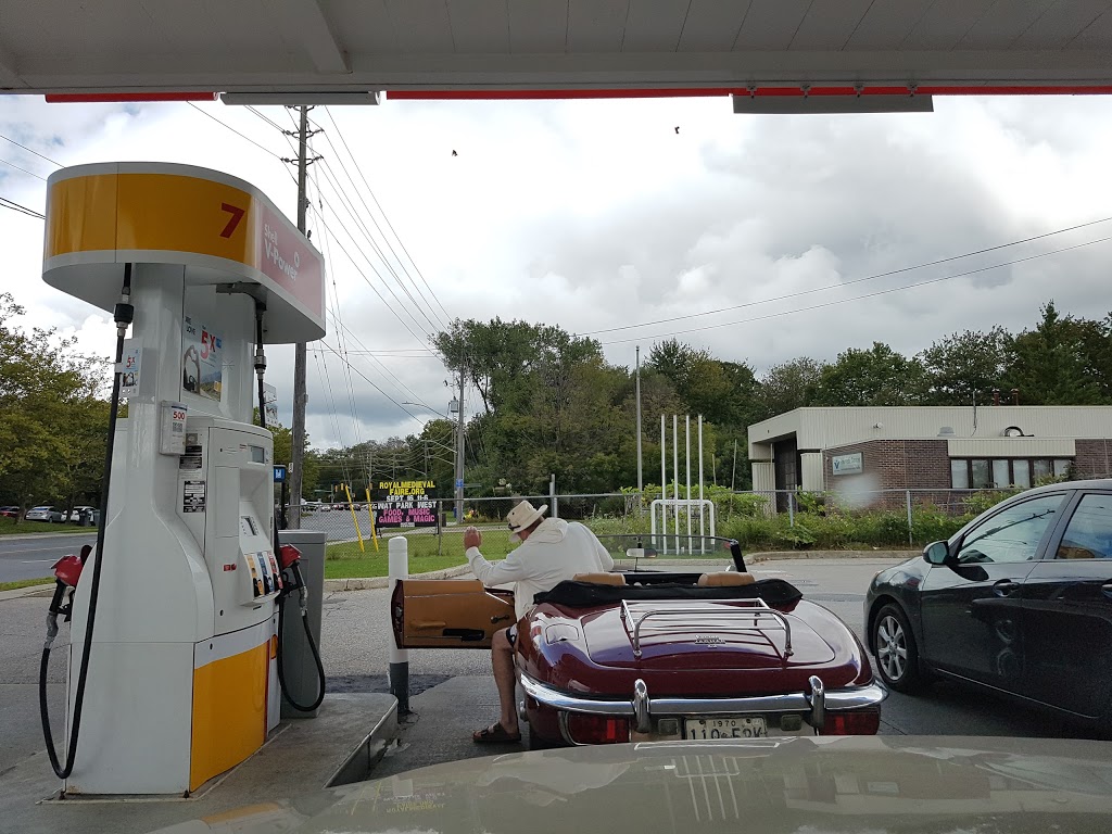 Shell | 70 Westmount Rd N, Waterloo, ON N2L 2R4, Canada | Phone: (519) 886-2151