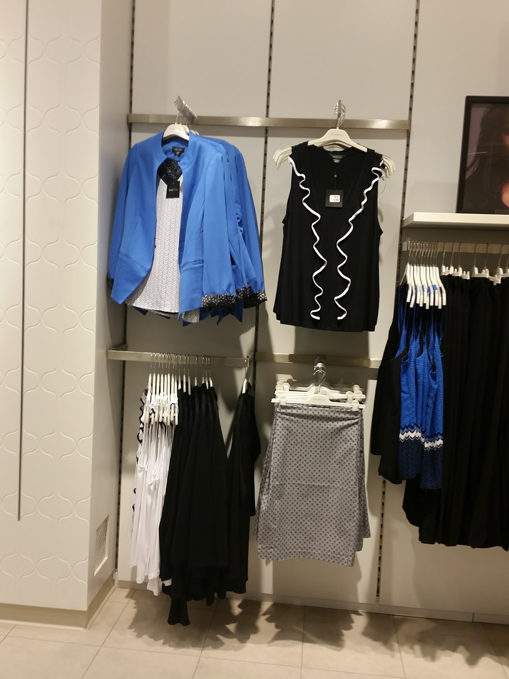 Addition Elle | 7575 Weston Rd, Woodbridge, ON L4L 9K5, Canada | Phone: (905) 856-5533