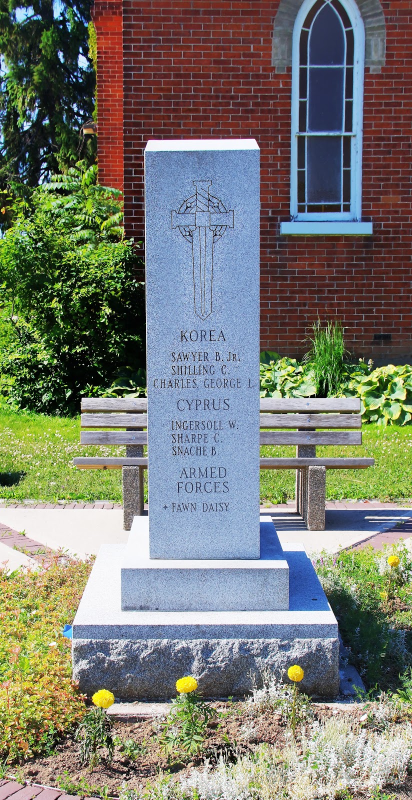 Cenotaph Memorial | 5984 Rama Rd, Longford Mills, ON L0K 1L0, Canada | Phone: (705) 325-3611