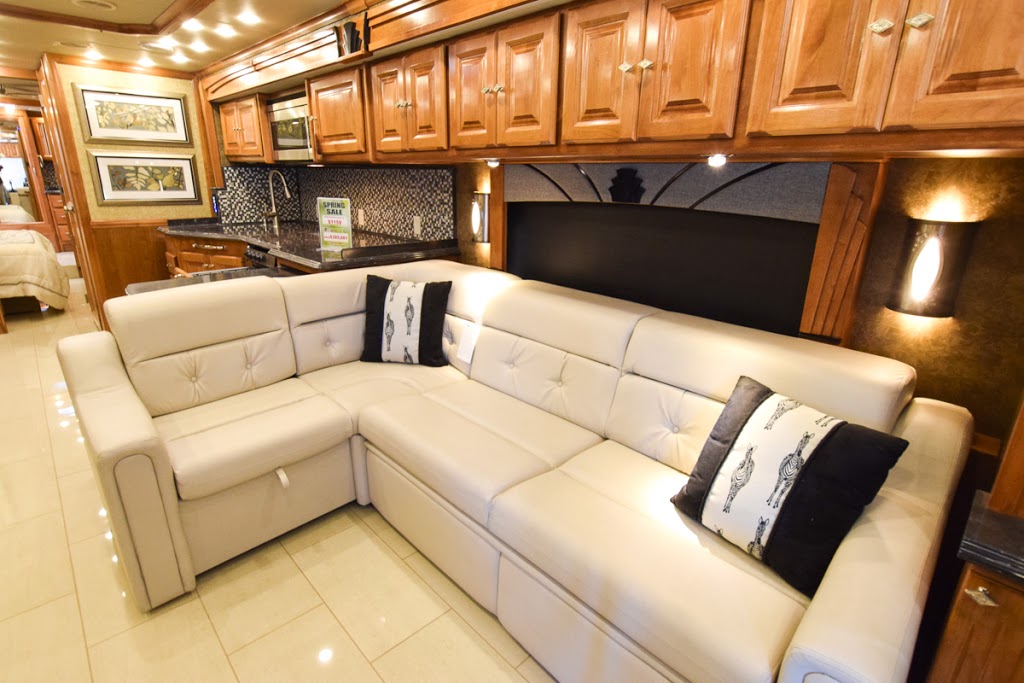 Traveland RV Supercentre Airdrie | 63 Kingsview Rd SE, Airdrie, AB T4A 0A8, Canada | Phone: (403) 945-2526