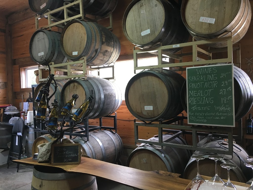 Half Moon Bay Winery | 3271 County Road 13 RR#3, Picton, ON K0K 2T0, Canada | Phone: (613) 813-4643