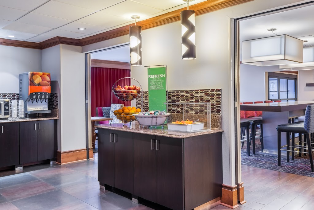 Hampton Inn Buffalo-Airport/Galleria Mall | 1745 Walden Ave, Cheektowaga, NY 14225, USA | Phone: (716) 894-8000