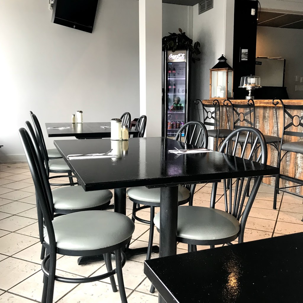 The Governor Restaurant | 246 Governors Rd, Dundas, ON L9H 3K2, Canada | Phone: (289) 238-8292