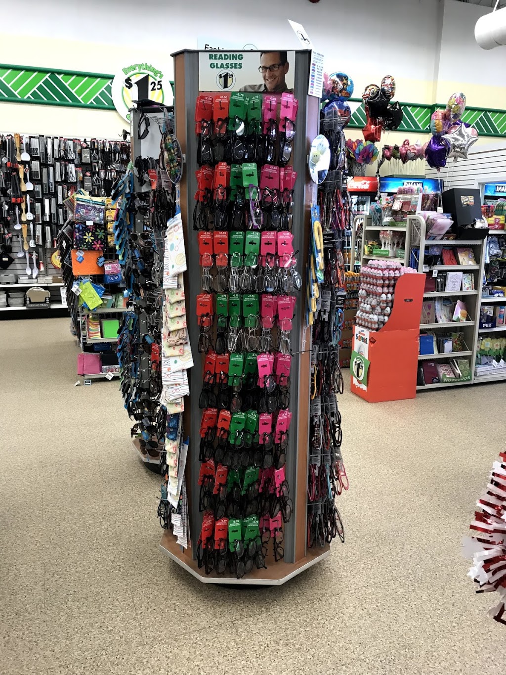 Dollar Tree | 2756 Chamberland St #2, Rockland, ON K4K 0B2, Canada | Phone: (613) 446-0710