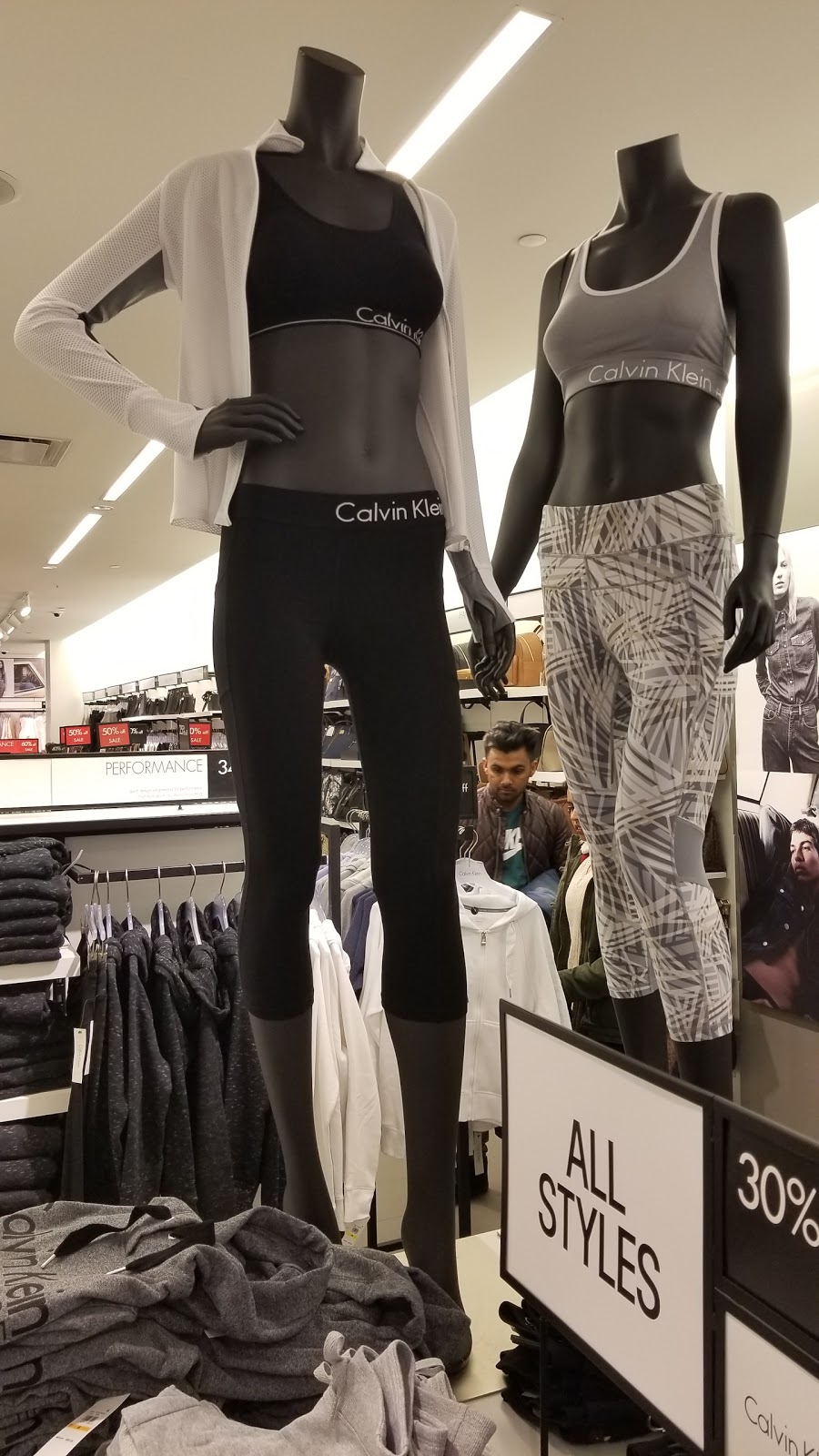 Calvin Klein | 1800 Sheppard Ave E, North York, ON M2J 5A7, Canada | Phone: (416) 498-5833