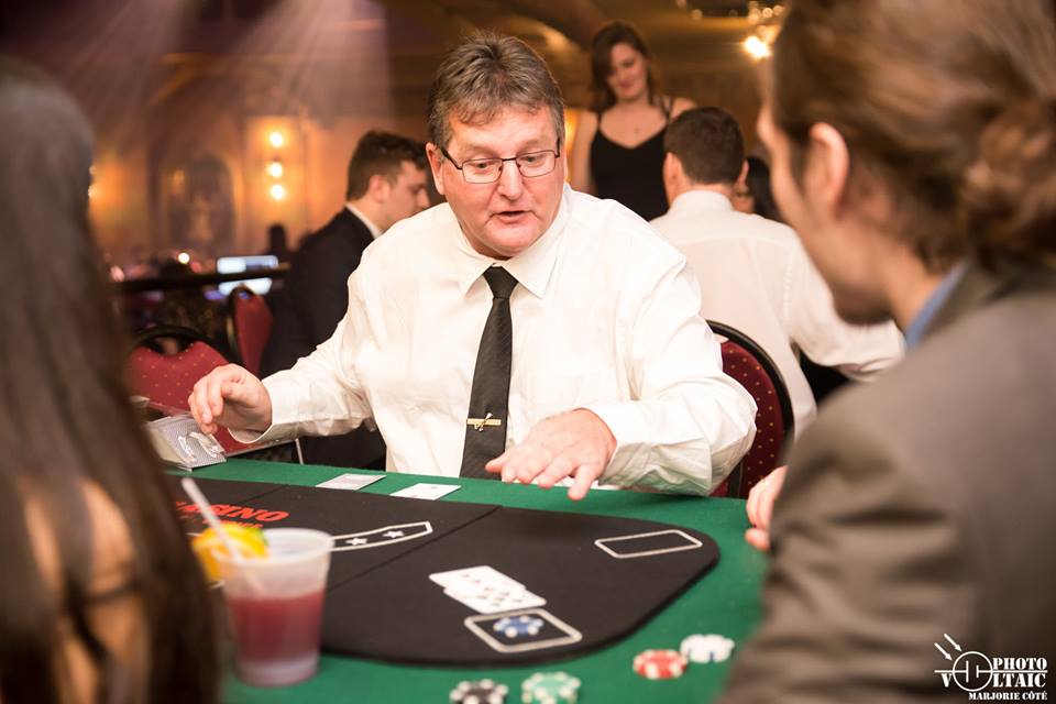 Le Casino Mobile de lEstrie | 1050 Rue Bastien, Sherbrooke, QC J1N 0K8, Canada | Phone: (819) 575-4105