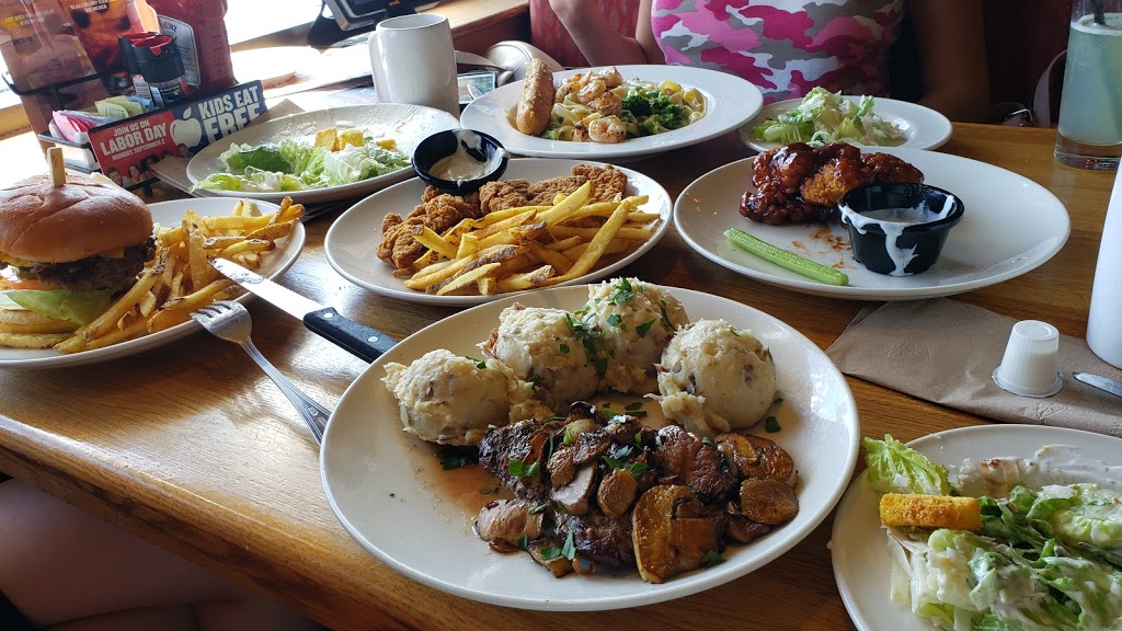 Applebees Grill + Bar | 5822 S Transit Rd, Lockport, NY 14094, USA | Phone: (716) 439-1270