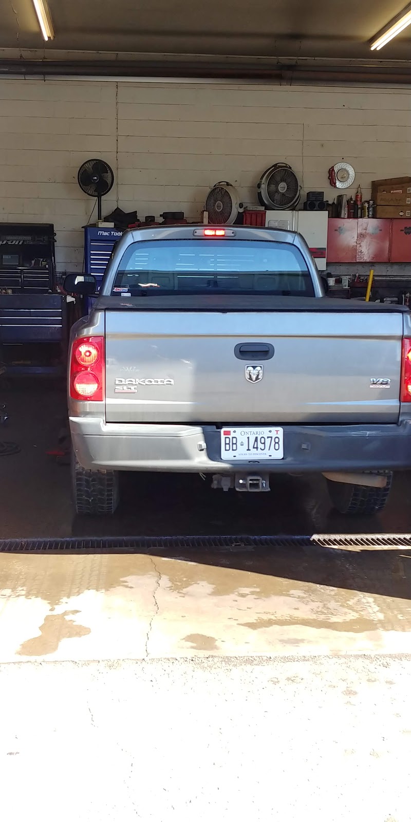 Auto Works Niagara | 6785 Cropp St, Niagara Falls, ON L2E 7E4, Canada | Phone: (905) 358-6404