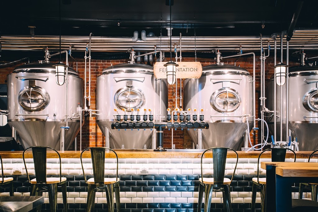 Goose Island Brewhouse Toronto | 70 The Esplanade, Toronto, ON M5E 1M1, Canada | Phone: (416) 862-7575