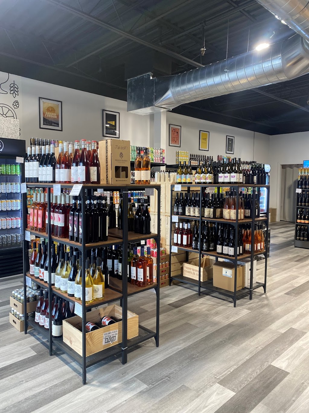 Espace Houblon - Terrebonne | 737 Bd des Seigneurs, Terrebonne, QC J6W 1T5, Canada | Phone: (450) 964-0000