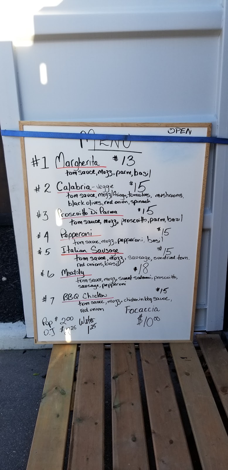 Beegs Wood Oven Pizza | 91 Main St N, Grand Valley, ON L9W 5Y4, Canada | Phone: (519) 928-9786
