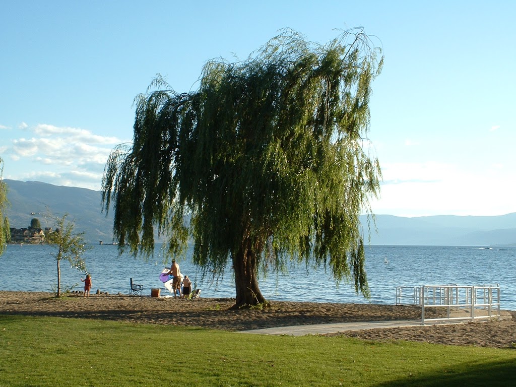Boyce Gyro Park | 3402 Lakeshore Rd, Kelowna, BC V1W, Canada