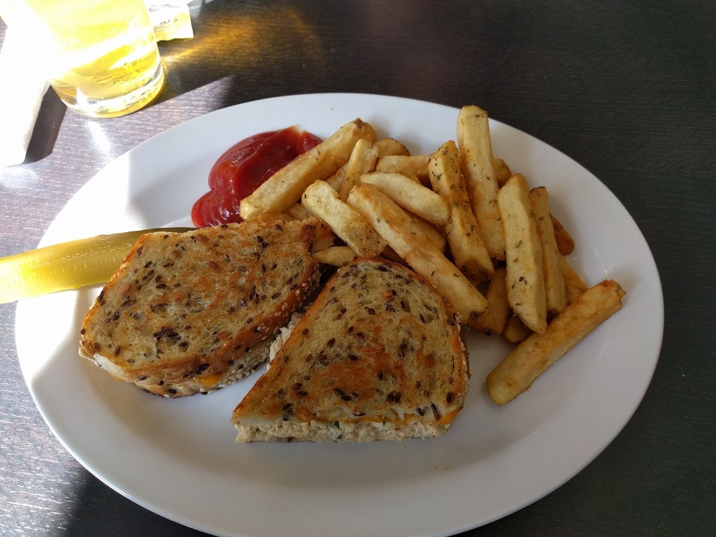 Wundeba Restaurant | 4448 Guelph Line, Burlington, ON L7P 0N2, Canada | Phone: (905) 336-8881