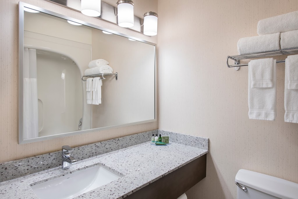 Valhalla Inn Hotel | 1 Valhalla Inn Rd, Thunder Bay, ON P7E 6J1, Canada | Phone: (807) 577-1121