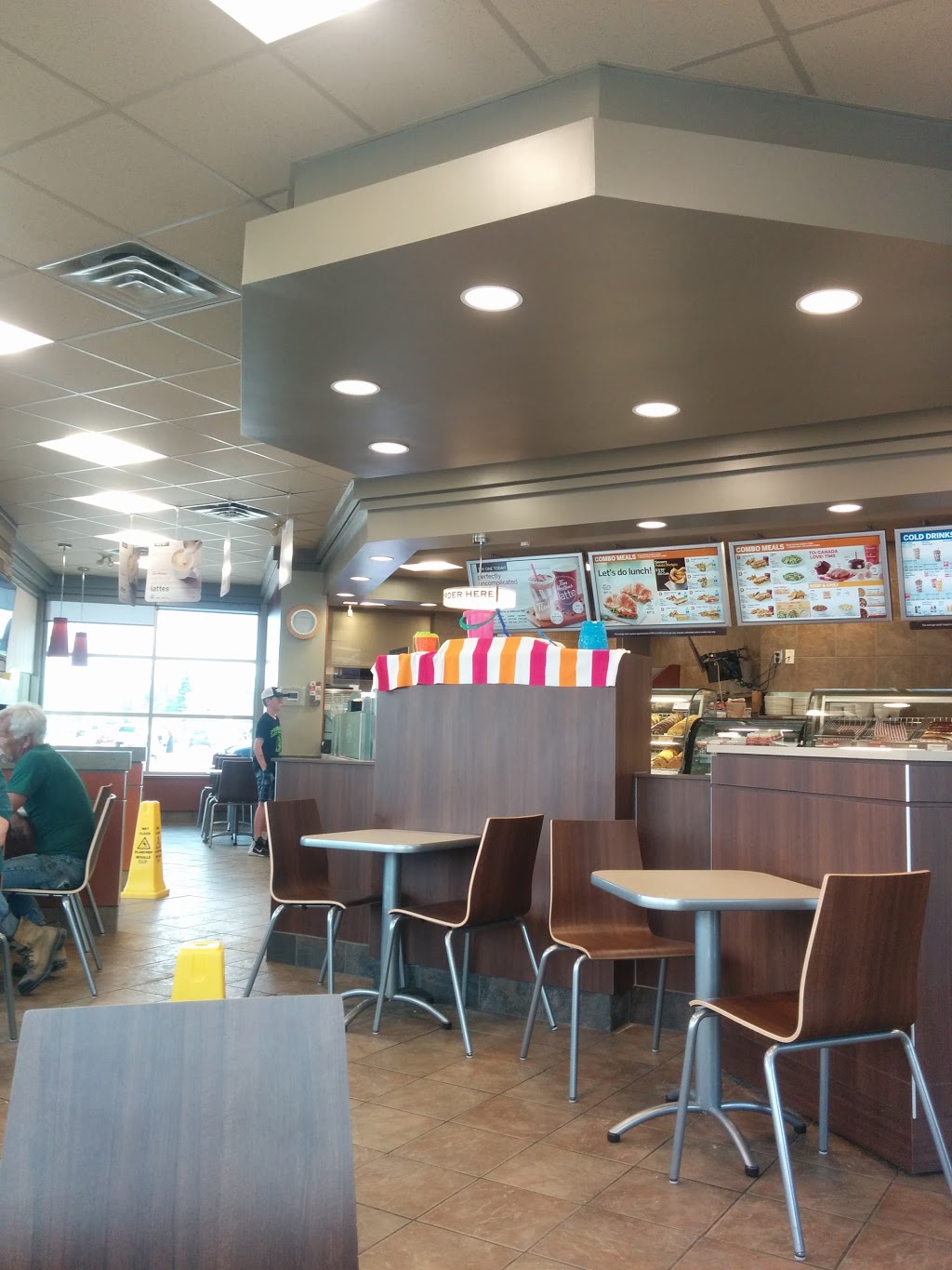 Tim Hortons | 101 East Street S, Bobcaygeon, ON K0M 1A0, Canada | Phone: (705) 738-6668