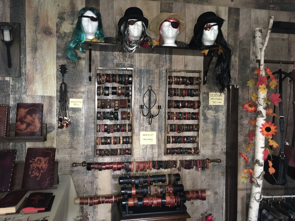 L’atelier de cuir du Baron | 187 Rue Principale, Weedon, QC J0B 3J0, Canada | Phone: (514) 235-8827