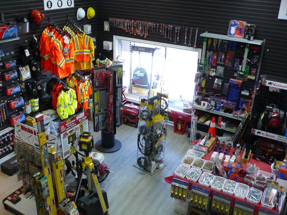 Location St-Tite Inc | 750 QC-153, Saint-Tite, QC G0X 3H0, Canada | Phone: (418) 365-1450