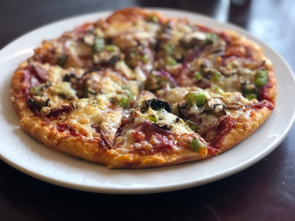 Dalcasas Pizzeria, Breakfast & More | 525 Dale Blvd, Winnipeg, MB R3R 2J8, Canada | Phone: (204) 895-8200