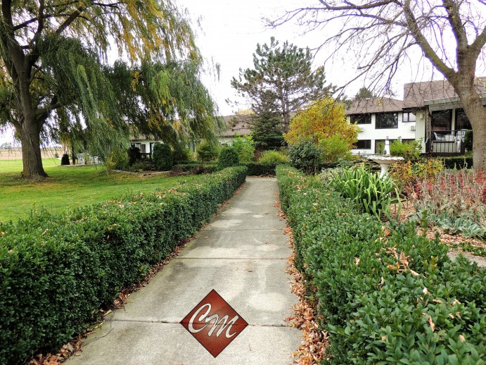 Country Manor Estates Retirement Home | 66 Victoria St, Thedford, ON N0M 2N0, Canada | Phone: (519) 296-4919