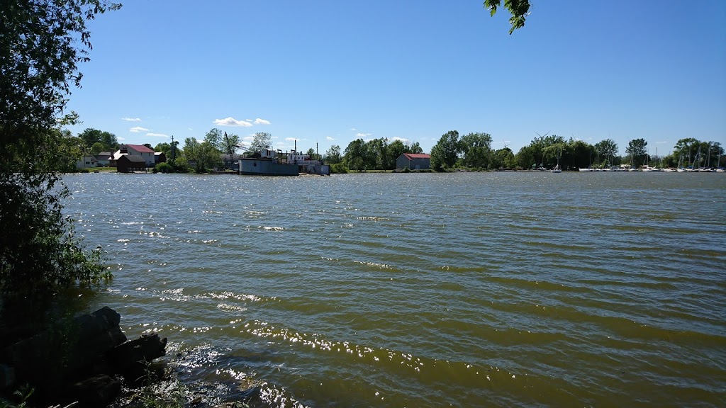 Port Maitland Cairn | 628 Feeder Canal Rd #936, Lowbanks, ON N0A 1K0, Canada | Phone: (905) 549-6086