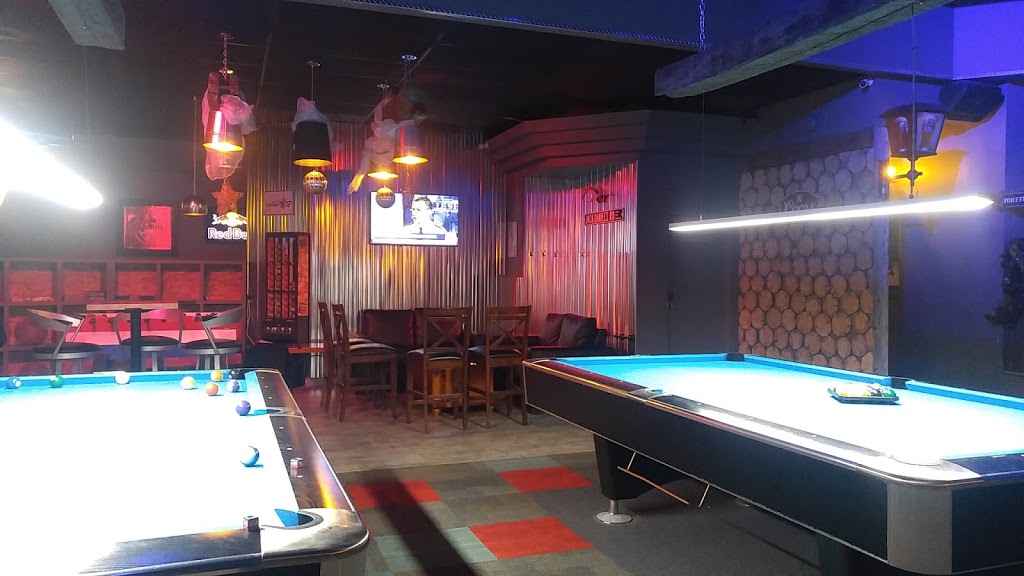 La Boule - Bar Urbain | 7365 Boulevard Guillaume-Couture, Lévis, QC G6V 7A3, Canada | Phone: (418) 835-0973