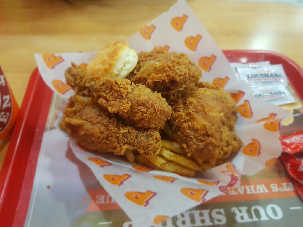 Popeyes Louisian Kitchen | 106 Front St E, Toronto, ON M5A 1E1, Canada