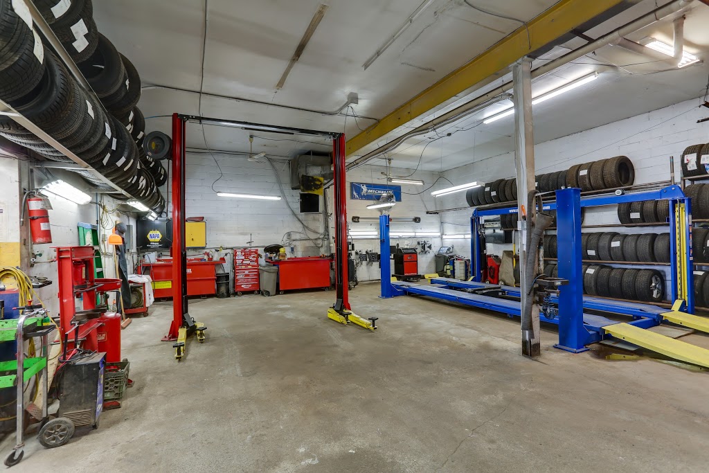 NAPA AUTOPRO - Pneus Et Mécanique Norman Bélair | 2150 Boulevard du Curé-Labelle, Saint-Jérôme, QC J7Y 1T3, Canada | Phone: (450) 438-1808
