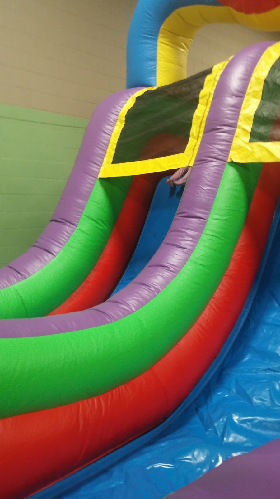Doug Snooks Eagle Place Community Centre | 333 Erie Ave, Brantford, ON N3S 2H7, Canada | Phone: (519) 754-0711
