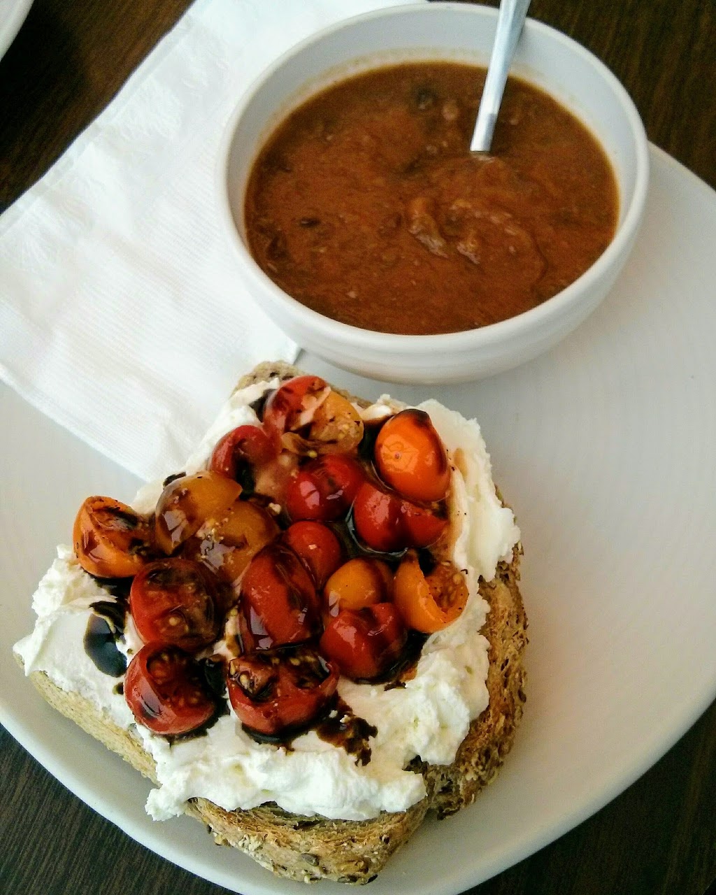Folio Cafe | 2299 Grant Ave, Winnipeg, MB R3P 2N2, Canada | Phone: (204) 487-3300 ext. 698