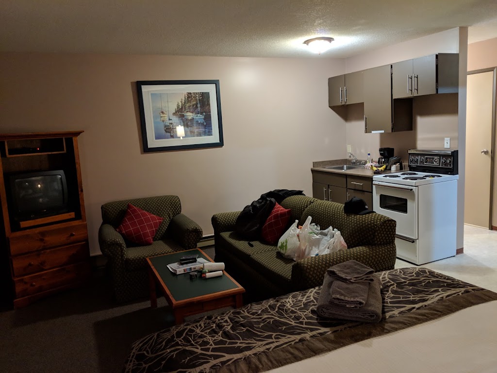 Hacas Inn | 226 Frigate Rd, Bamfield, BC V0R 1B0, Canada | Phone: (250) 728-3231