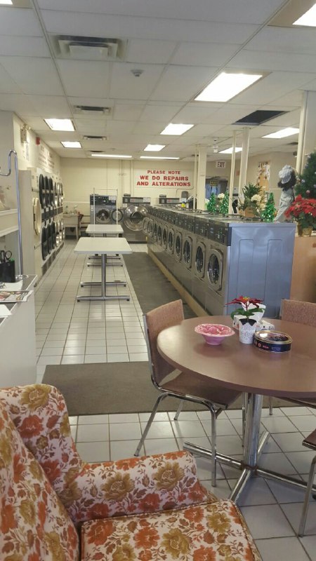 Larbie Coin Laundry | 186 King Rd, Richmond Hill, ON L4E 2W1, Canada | Phone: (905) 773-3938