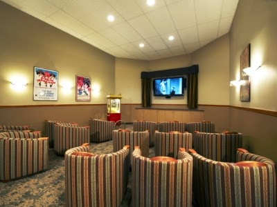 Revera Portsmouth | 125 Portsmouth Blvd, Winnipeg, MB R3P 2M3, Canada | Phone: (204) 284-5432