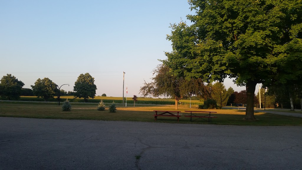 Parker House Motel | 77575 London Rd, Clinton, ON N0M 1L0, Canada | Phone: (519) 482-3469