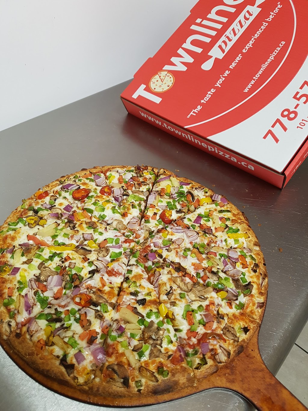 Townline Pizza | 17767 64 Ave #101, Surrey, BC V3S 1Z2, Canada | Phone: (778) 574-6700