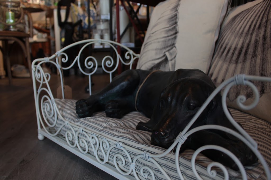 La Bella Vita Decor & Gift | 53 Arthur St W, Thornbury, ON N0H 2P0, Canada | Phone: (519) 400-9848