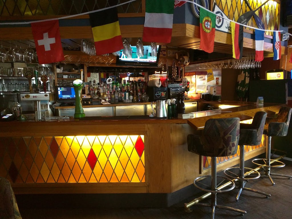 D Jays Restaurant | Westwood Dr, Winnipeg, MB R3K 0Z1, Canada | Phone: (204) 888-3361