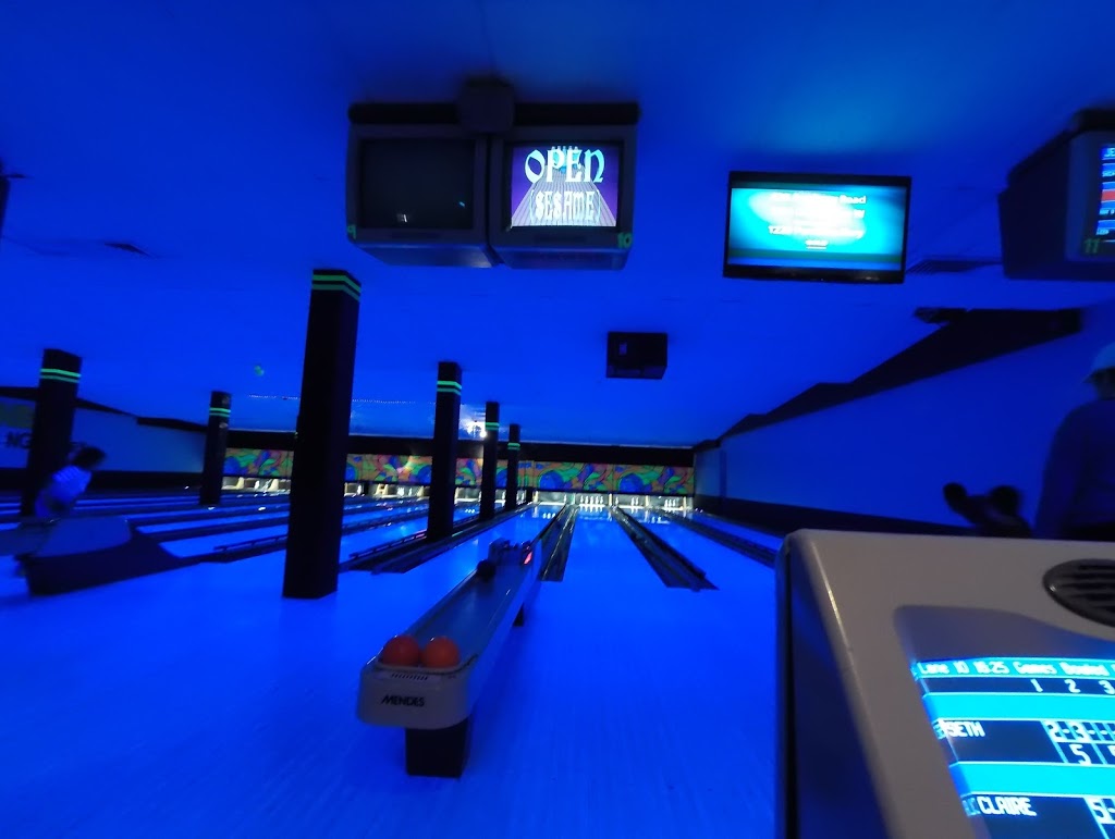 Alpine Bowling Lanes | 20 Alpine Ave, Saint Vital, MB R2M 0Y5, Canada | Phone: (204) 255-6100