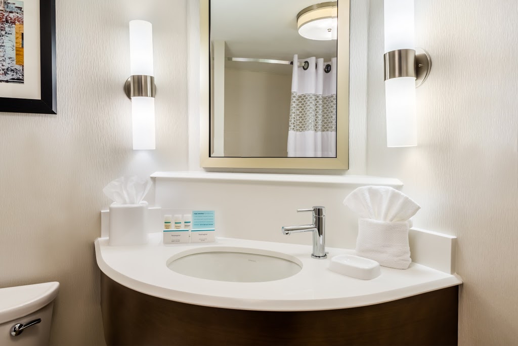 Hampton Inn Buffalo-Airport/Galleria Mall | 1745 Walden Ave, Cheektowaga, NY 14225, USA | Phone: (716) 894-8000